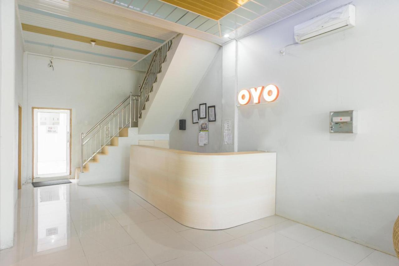 OYO 2598 Hotel Chocolate Langsa Esterno foto
