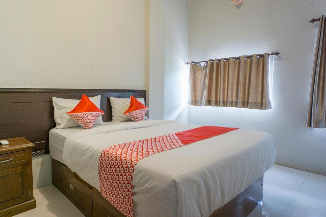 OYO 2598 Hotel Chocolate Langsa Esterno foto