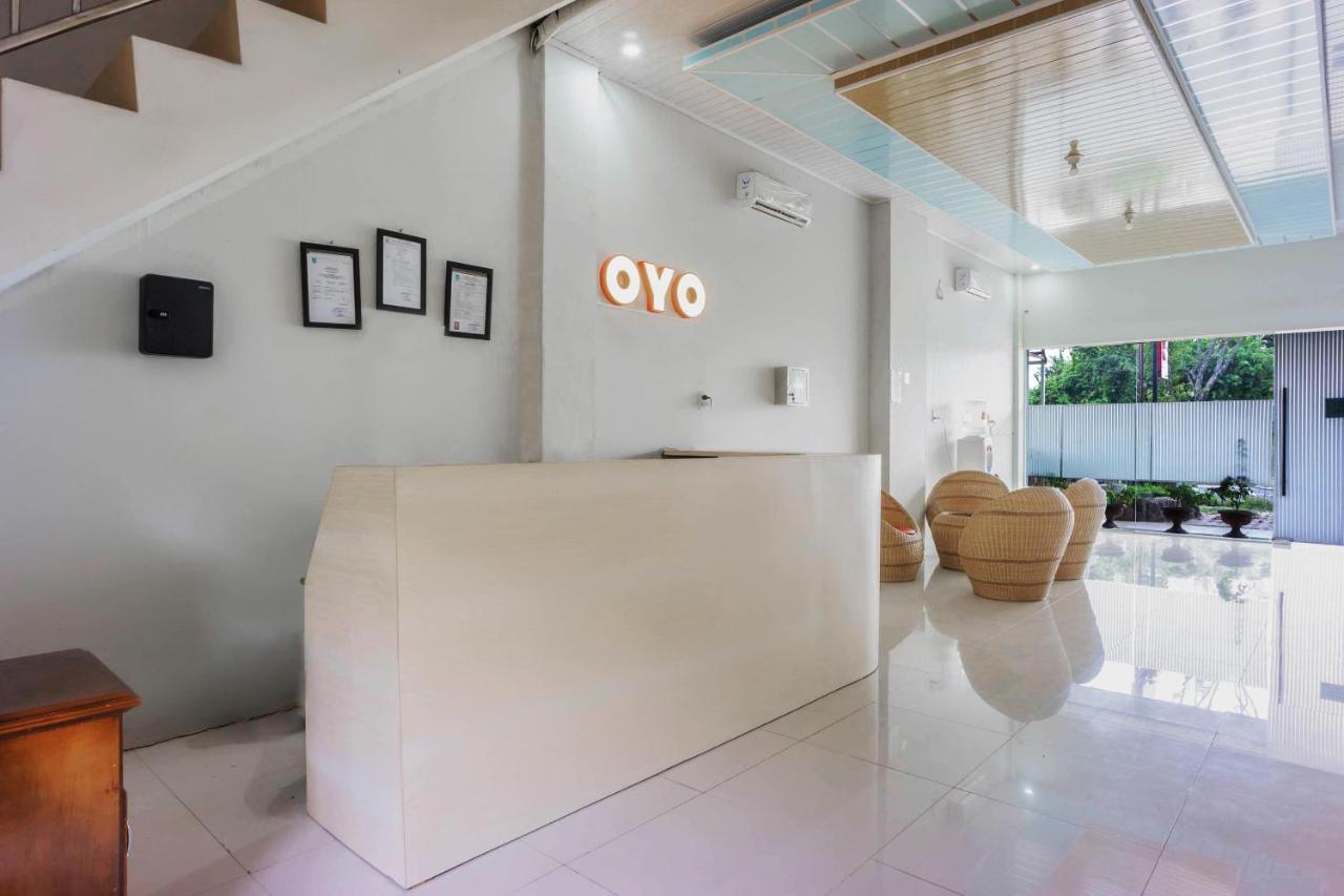 OYO 2598 Hotel Chocolate Langsa Esterno foto