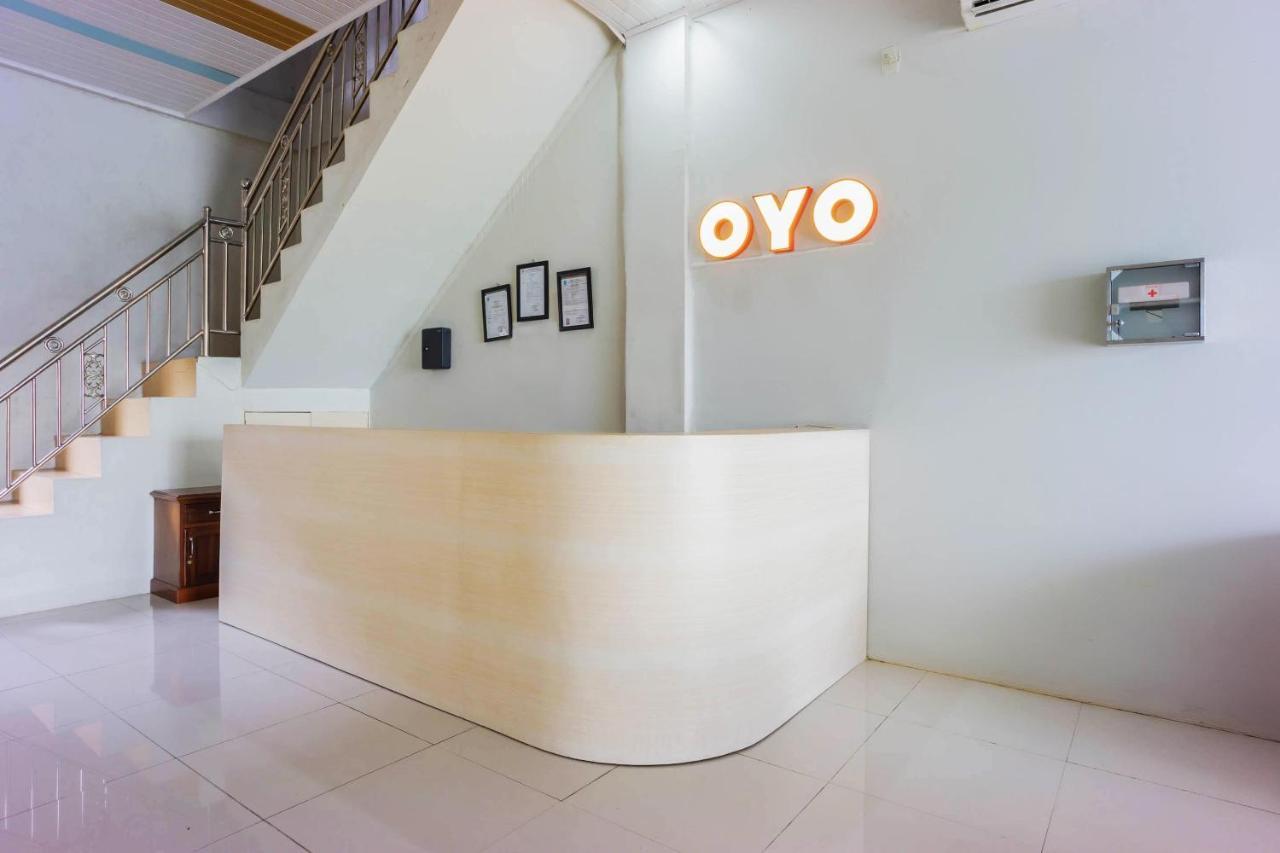 OYO 2598 Hotel Chocolate Langsa Esterno foto